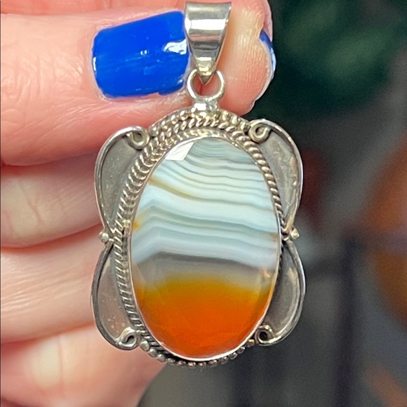 Vintage Jewelry - Southwestern JBH Signed Sterling Silver Faceted Banded Agate Necklace Pendant